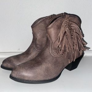 Ariat Ankle Fringe Boot